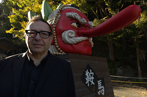 Waldemar in front of Yamabushi Tengu - © Owen Scurfield